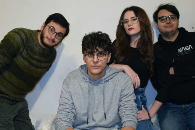 Mario Signorile: �Con le mie webserie si sorride sulle piccole difficolt� della vita�